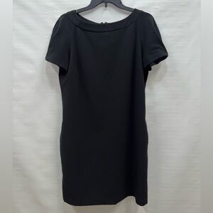 Gap Dress Women’s Sz 8 Black Polyester Blend Short Sleeve Zip Up Classic
